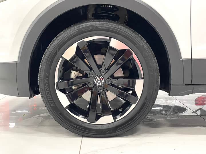 Фото 16 - Volkswagen Tacqua