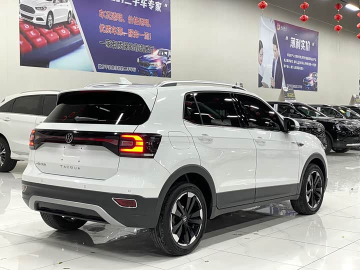 Фото 6 - Volkswagen Tacqua