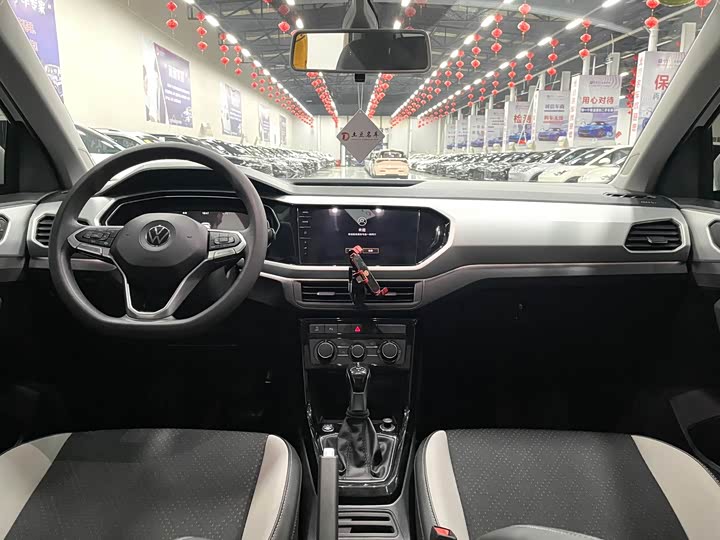 Фото 9 - Volkswagen Tacqua