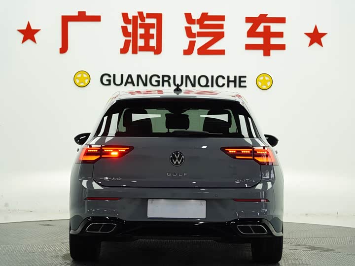 Фото 4 - Volkswagen Golf