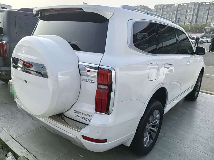 Фото 17 - Tank 500 Hybrid