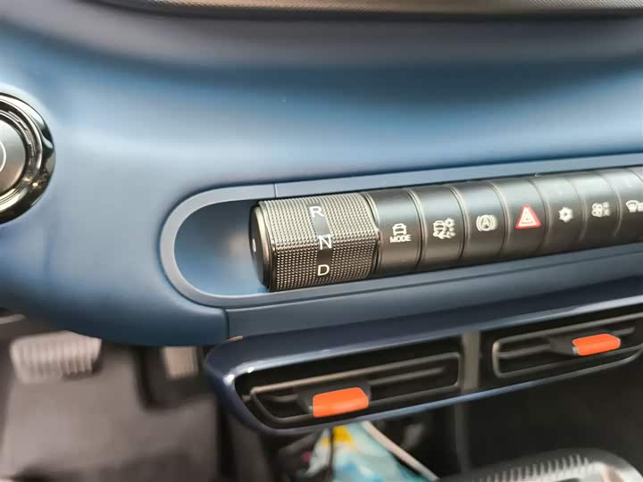 Фото 14 - BYD Seagull