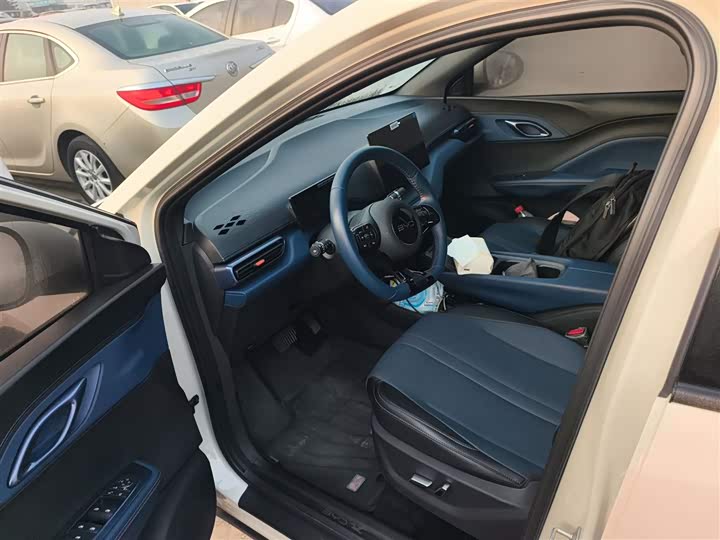 Фото 16 - BYD Seagull