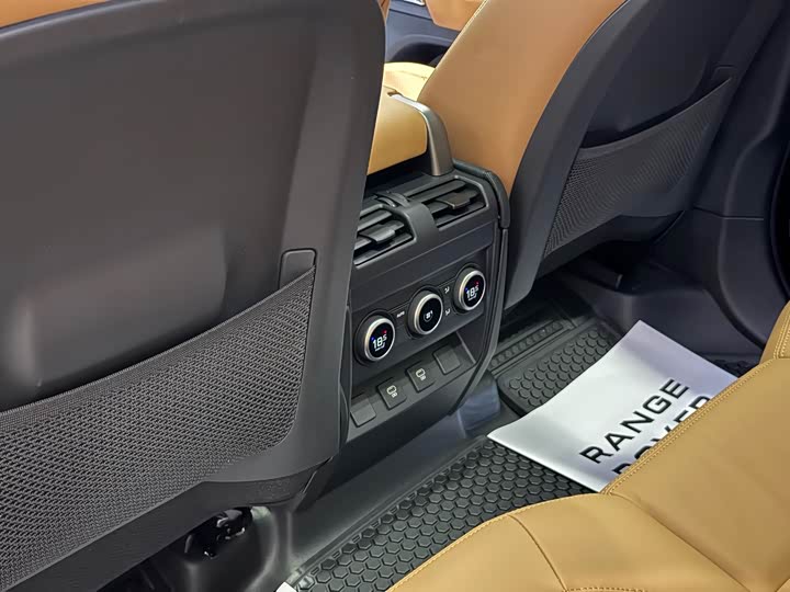 Фото 21 - Land Rover Defender