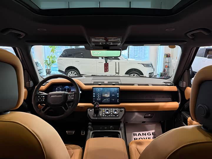 Фото 22 - Land Rover Defender