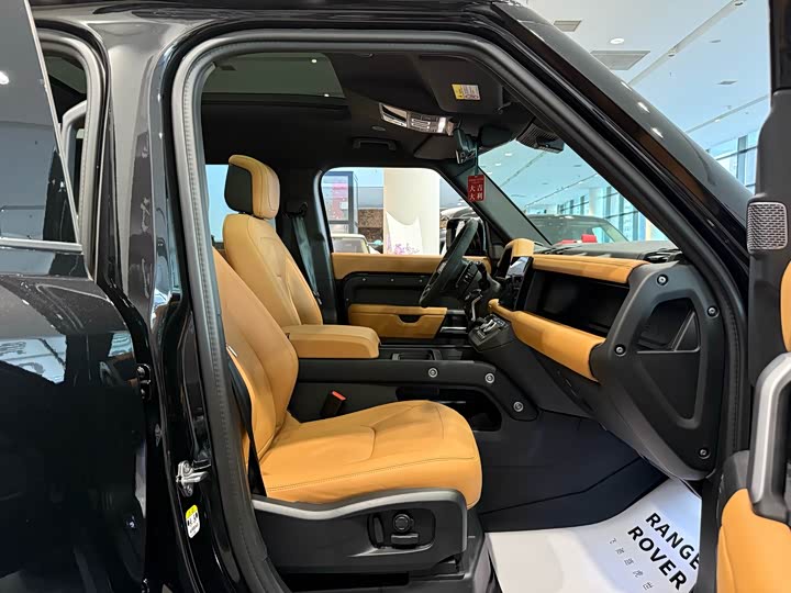 Фото 29 - Land Rover Defender