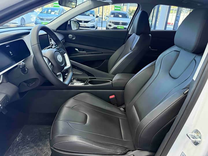 Фото 9 - Hyundai Elantra N line