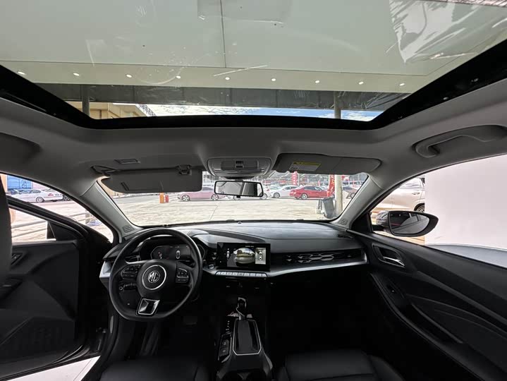 Фото 12 - MG Motor 5