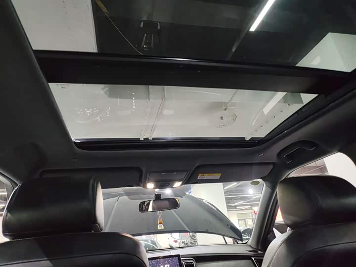 Фото 17 - Honda UR-V