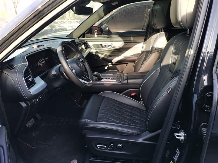 Фото 15 - GAC Trumpchi GS8