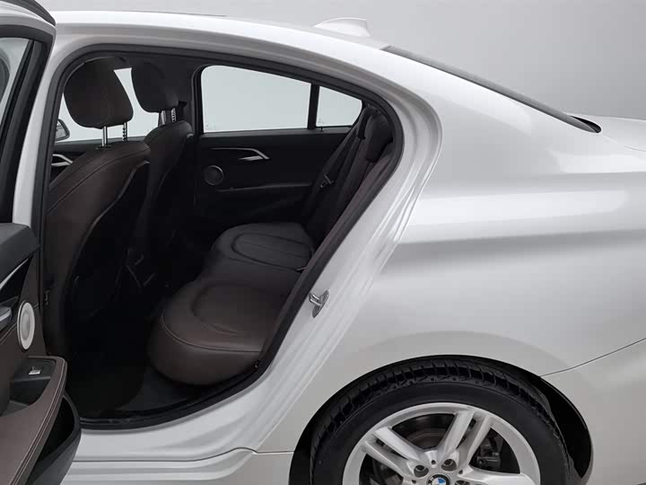 Фото 15 - BMW 1 Series