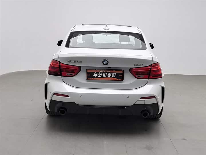 Фото 4 - BMW 1 Series