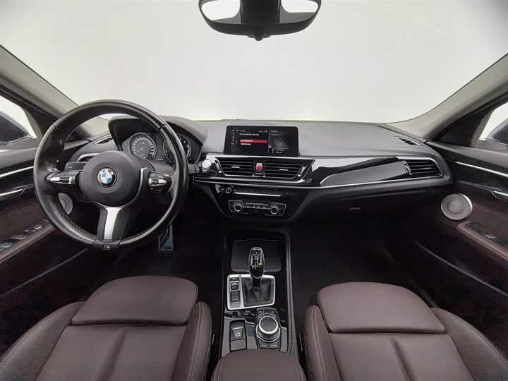 Фото 5 - BMW 1 Series