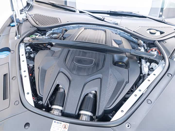 Фото 15 - Porsche Panamera