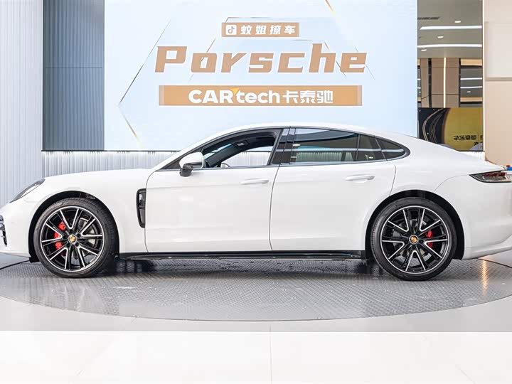 Фото 7 - Porsche Panamera