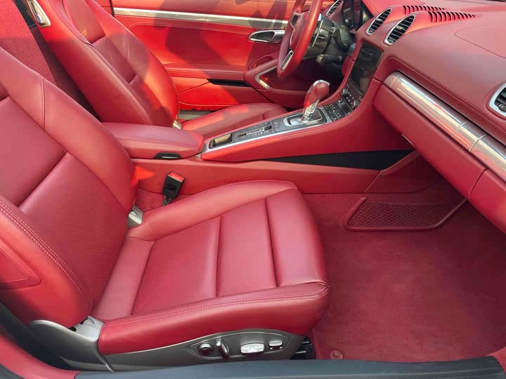 Фото 6 - Porsche 718