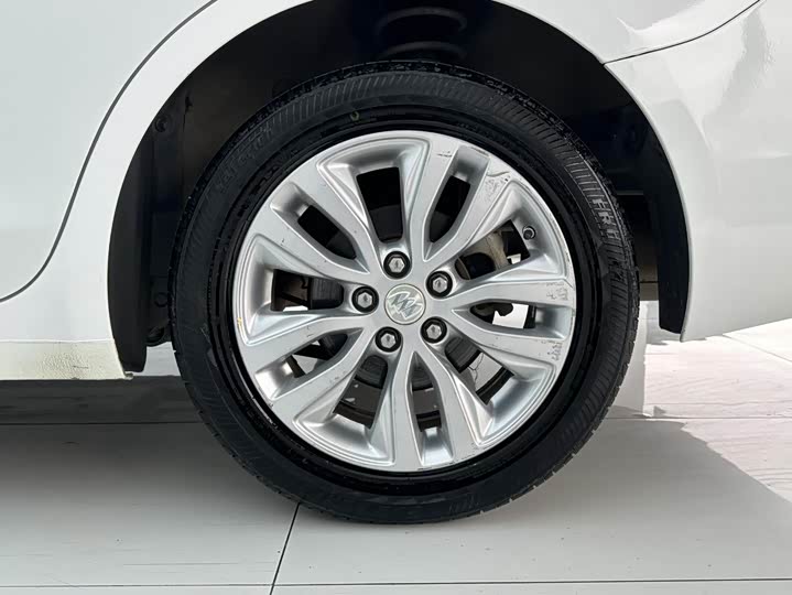 Фото 16 - Buick Excelle GT