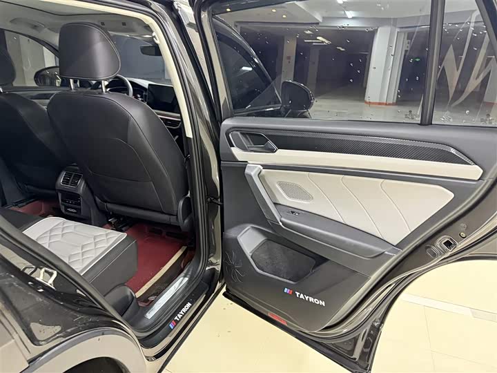 Фото 8 - Volkswagen Tayron