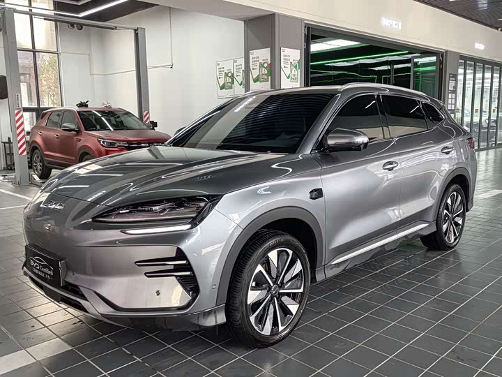 Фото 1 - BYD Song Plus Hybrid/EV