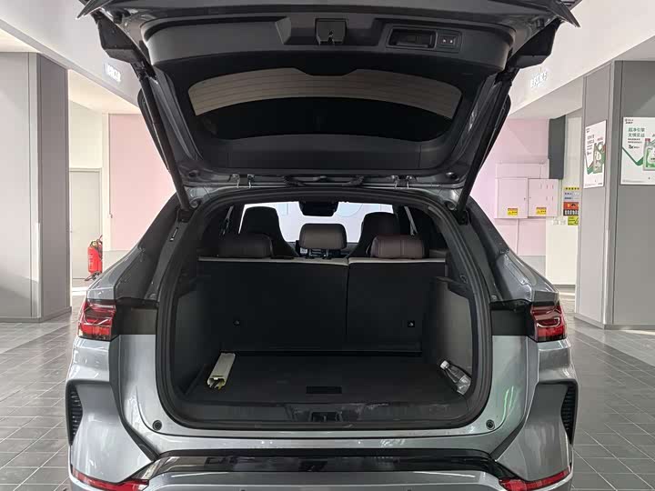 Фото 11 - BYD Song Plus Hybrid/EV