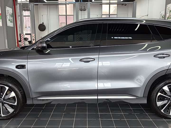 Фото 20 - BYD Song Plus Hybrid/EV