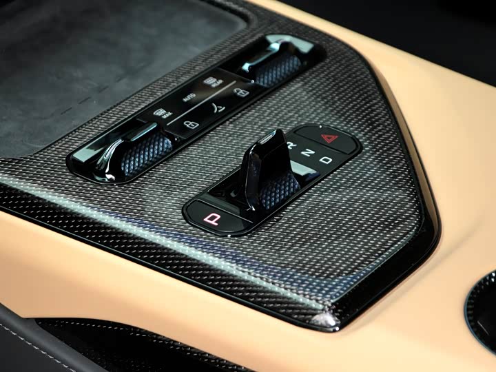 Фото 5 - Lotus Emeya