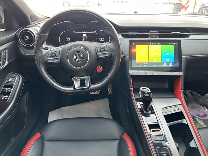 Фото 10 - MG Motor 6