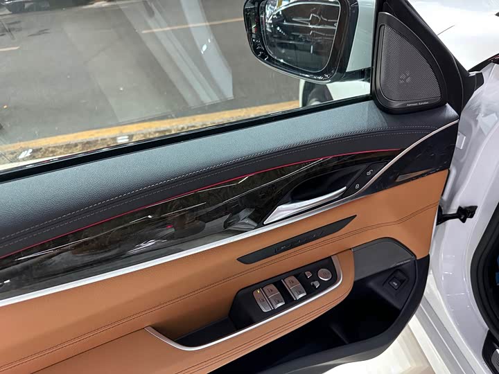 Фото 10 - BMW 6 Series GT