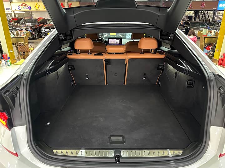 Фото 29 - BMW 6 Series GT