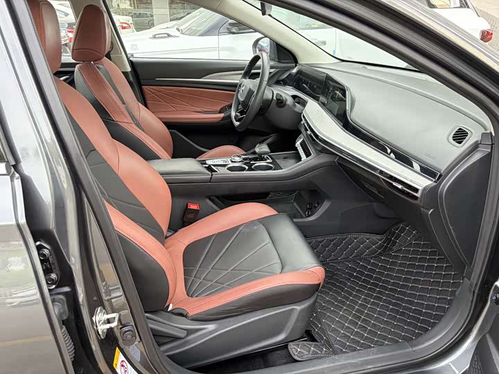 Фото 4 - Changan Eado Plus