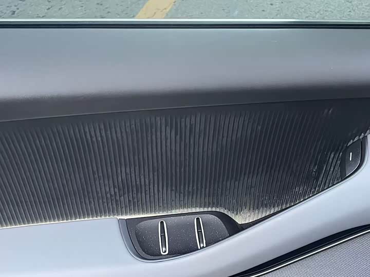 Фото 6 - Nio ET5T