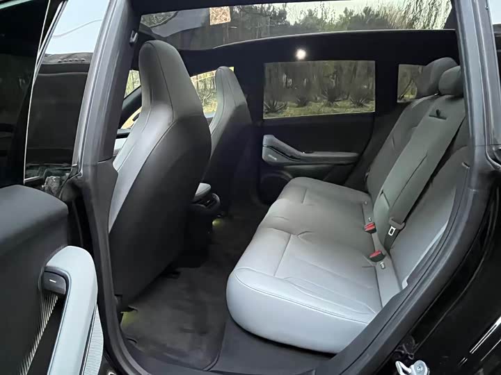 Фото 8 - Nio ET5T