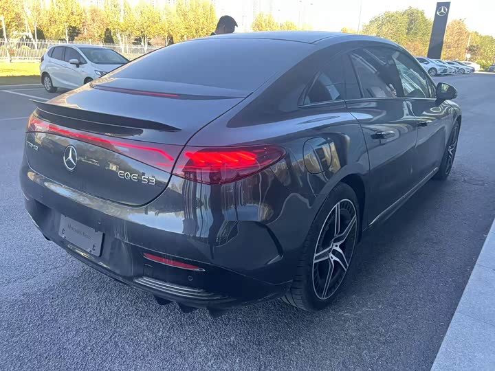 Фото 3 - Mercedes-Benz EQE AMG