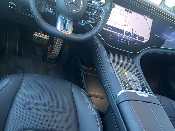 Фото 7 - Mercedes-Benz EQE AMG