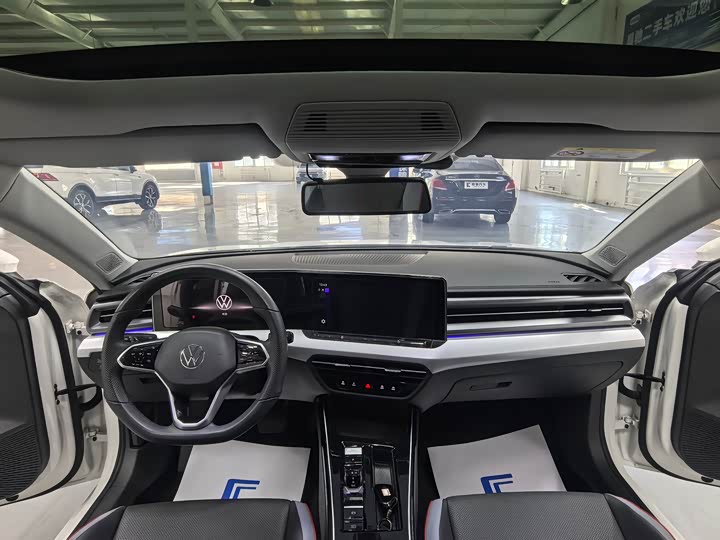 Фото 10 - Volkswagen Lamando L