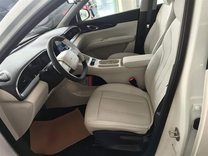 Фото 15 - Geely Galaxy Geome