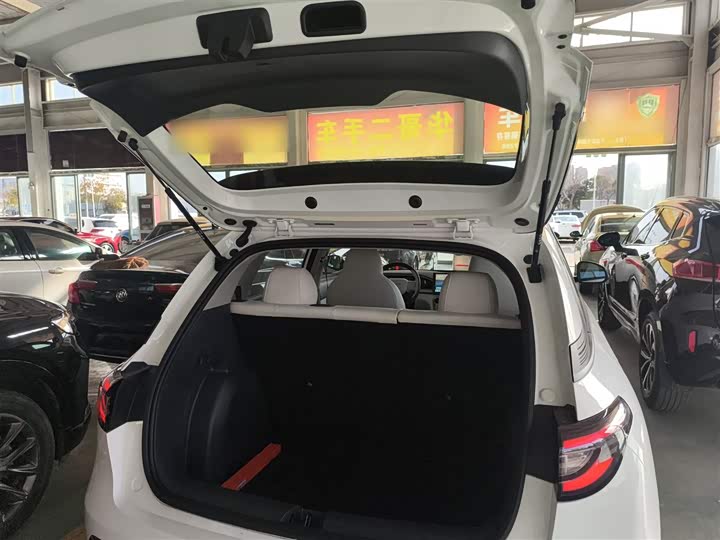 Фото 19 - Geely Galaxy Geome