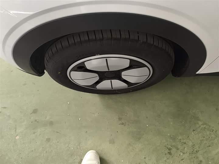 Фото 23 - Geely Galaxy Geome