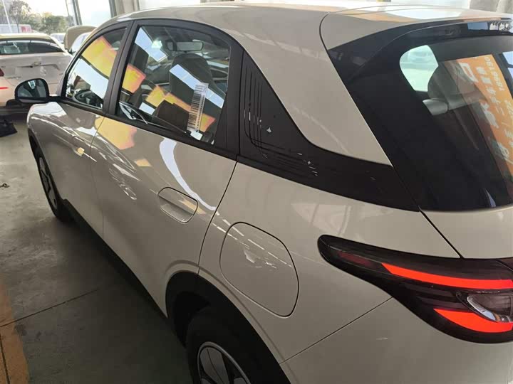 Фото 5 - Geely Galaxy Geome