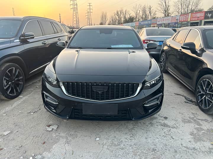 Фото 2 - Geely Preface