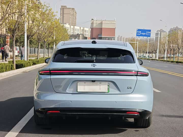 Фото 16 - Nio ET5T