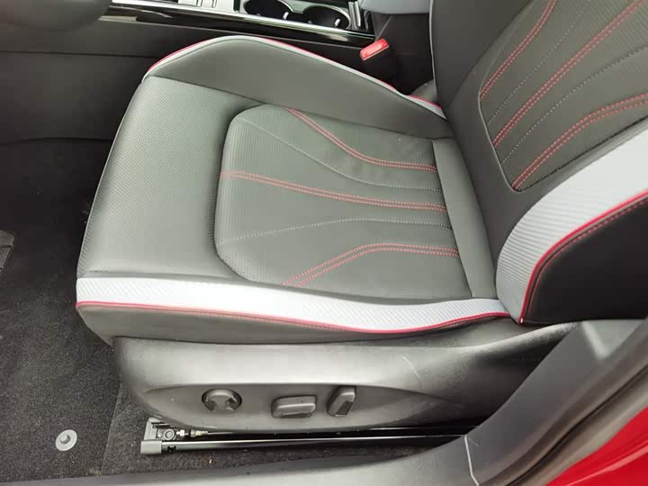 Фото 20 - Volkswagen Lamando L