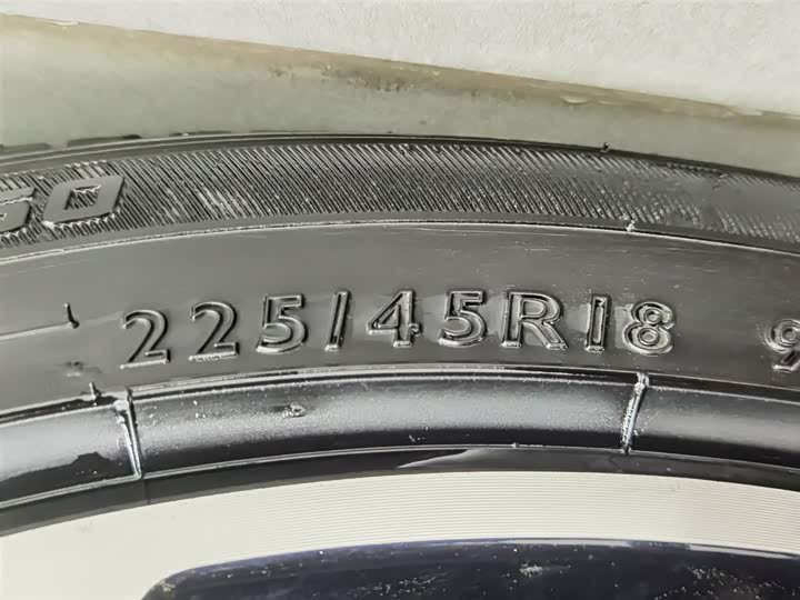 Фото 24 - Volkswagen Lamando L