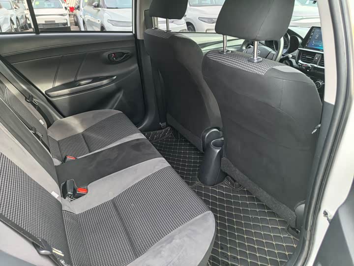 Фото 9 - Toyota Vios