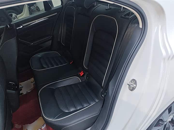 Фото 17 - Volkswagen Lamando L