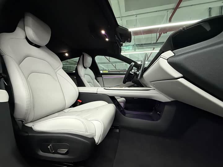 Фото 8 - Xiaomi SU7