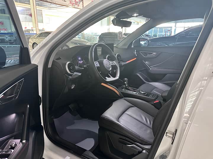 Фото 5 - Audi Q2L