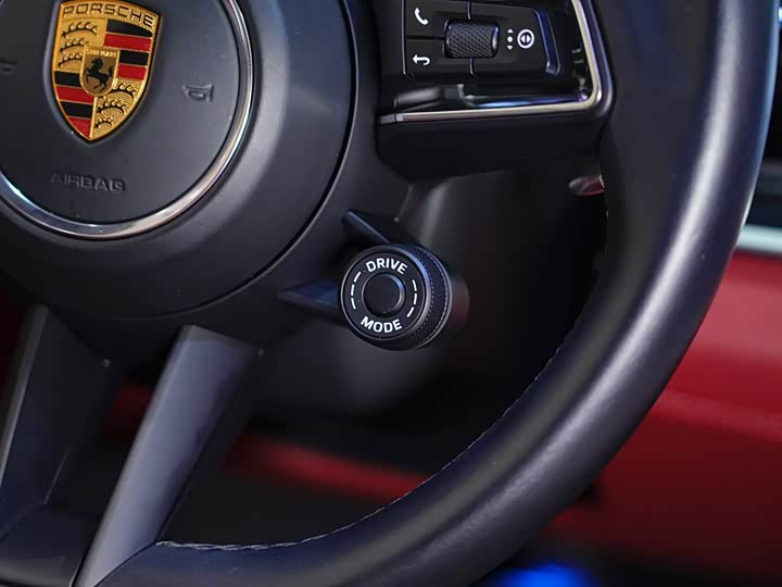 Фото 18 - Porsche Panamera Hybrid