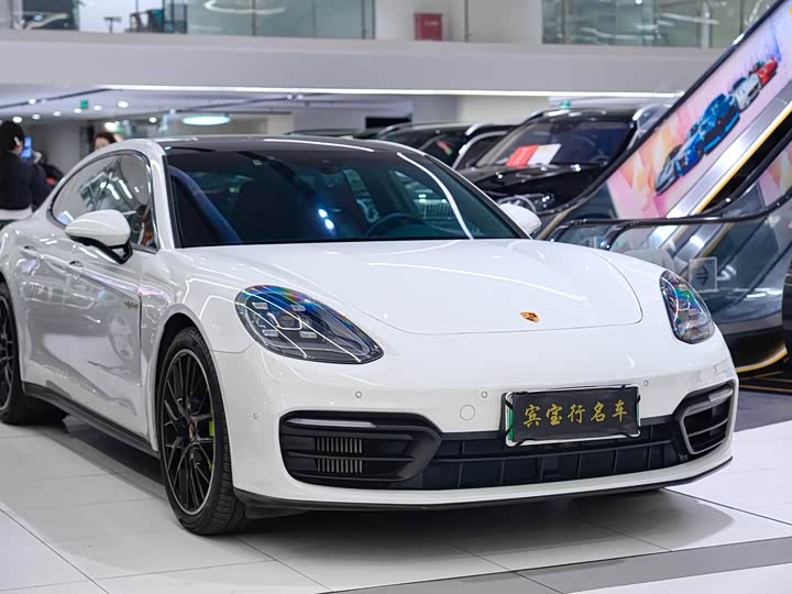 Фото 3 - Porsche Panamera Hybrid