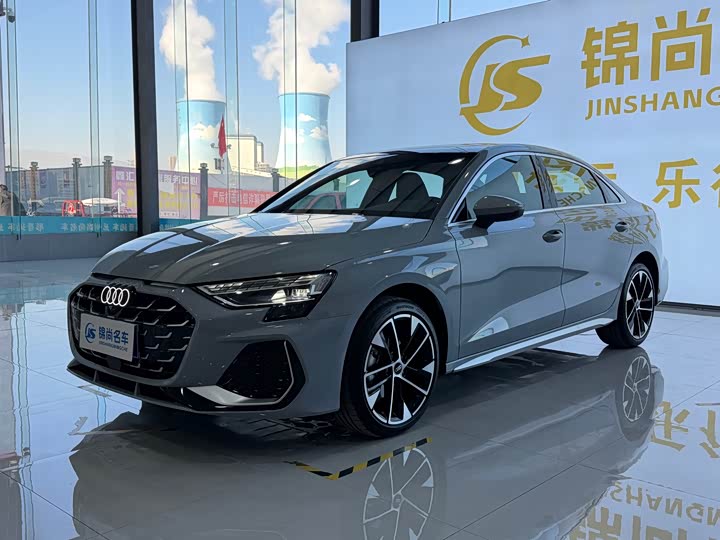 Фото 2 - Audi A3